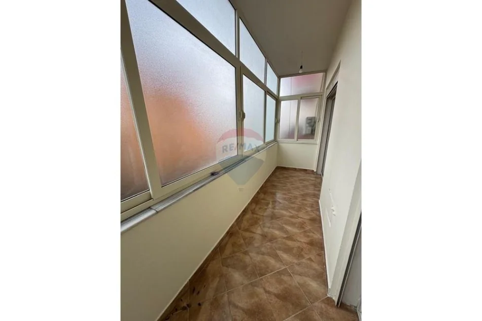 Tirane, shitet apartament , 72 m² 145.500 € 