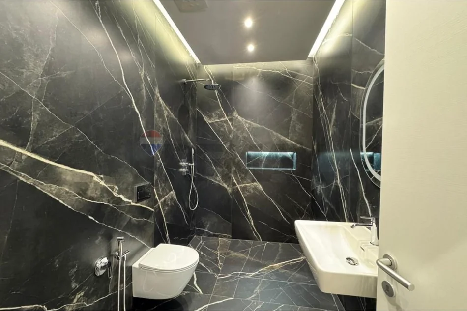 Tirane, jepet me qera apartament 2+1 Kati 4, 115 m² 1.800 € (Kompleksi Altana. Shushica, Tiranë.)