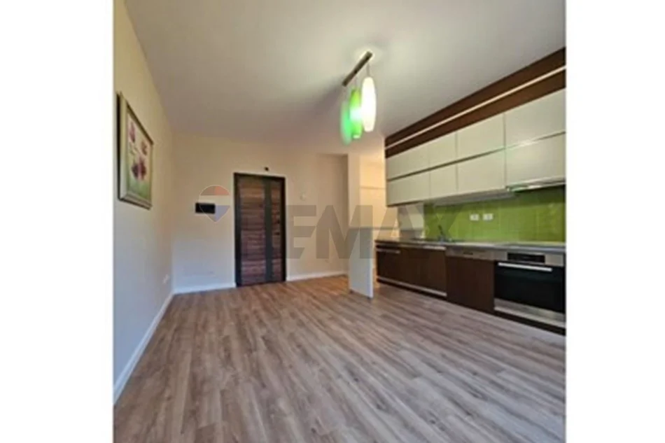Tirane, shitet apartament 1+1 Kati 3, 66 m² 163.000 € (mine peza)