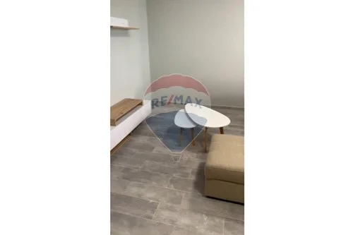 Tirane, jepet me qera apartament 1+1 Kati 4, 60 m² 300 € (Fresk)