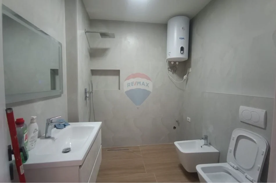 Tirane, shitet apartament 1+1 , 188.000 € (Don Bosko)