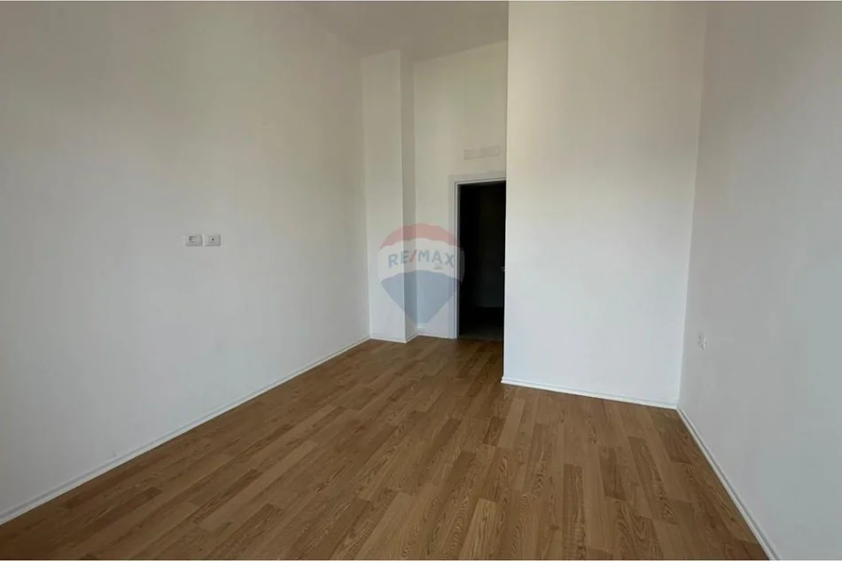 Tirane, shitet apartament , 123 m² 415.700 € 