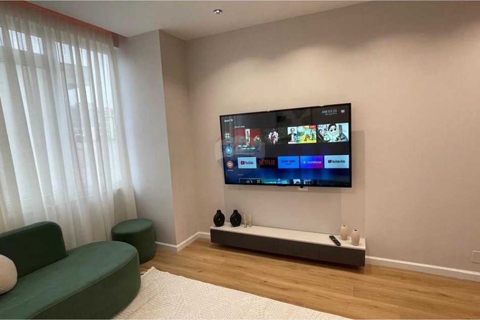 Tirane, jepet me qera apartament 1+1 , 60 m² 500 € (Astir)