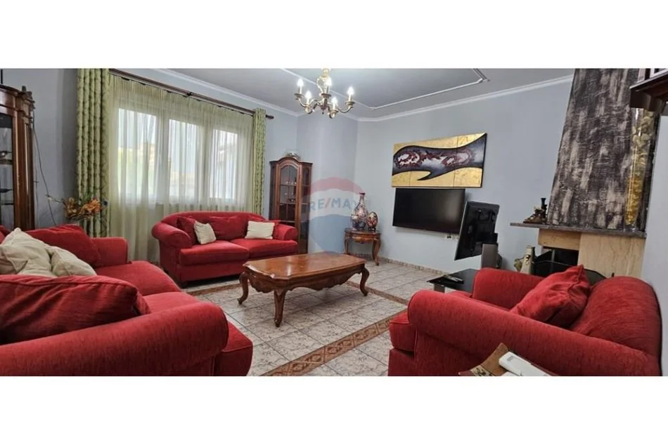 Tirane, jepet me qera apartament 3+1 , 125 m² 800 € (Rruga Mihal Grameno, Rruga e Elbasanit, Tiranë)