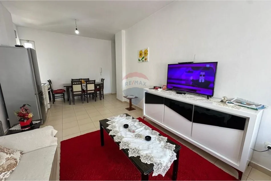 Tirane, shitet apartament , 92 m² 121.140 € 