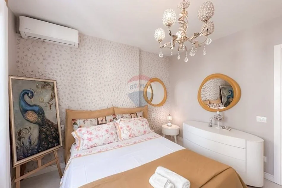 Tirane, jepet me qera apartament 2+1+Aneks+Ballkon , 105 m² 1.350 € (Kopshti Zoologjik, pranë Pavarotti)