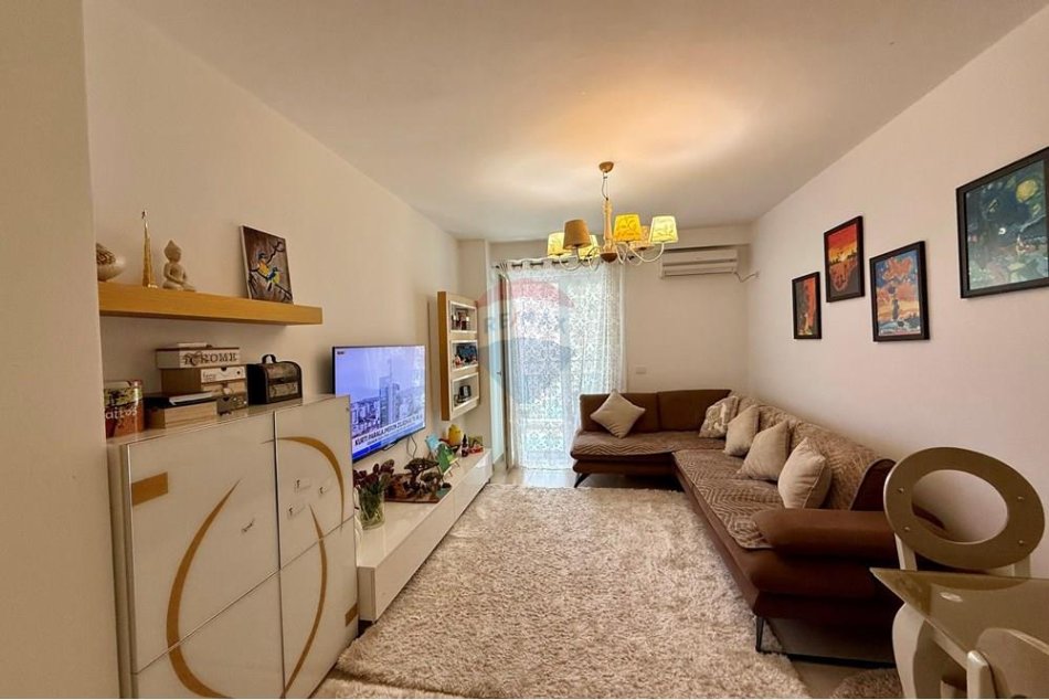 Tirane, shitet apartament 2+1 Kati 3, 95 m² 232.000 € (Kompleksi Ana - Qyteti Studenti, Tiranë (ID: 530181070-347)