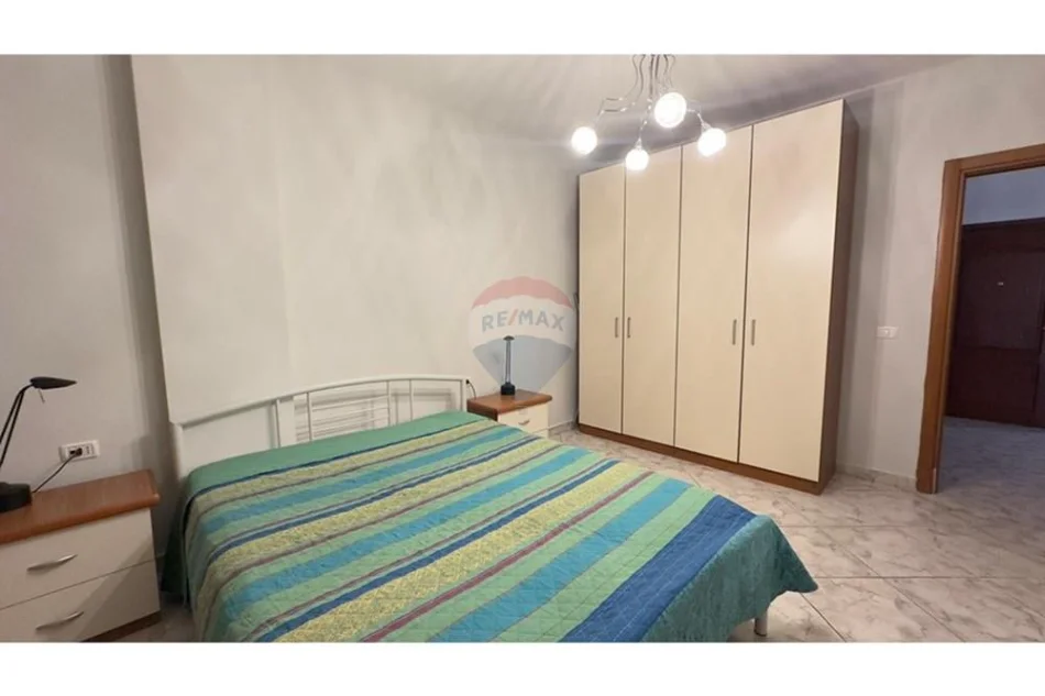 Tirane, jepet me qera apartament , 78 m² 785 € 