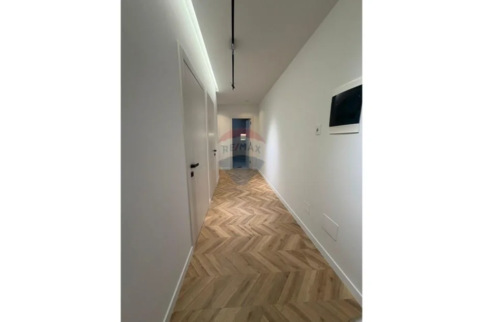 Tirane, shitet , 104 m² 155.000 € (Shkoze)