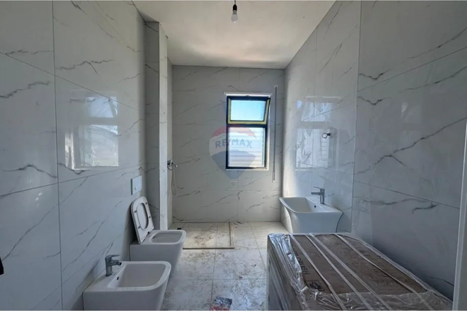 Tirane, jepet me qera apartament 2+1 Kati 6, 95 m² 520 € 