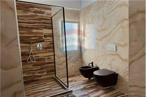 Tirane, jepet me qera apartament 2+1 , 128 m² 1.000 € (Lunder, Shqipëri)