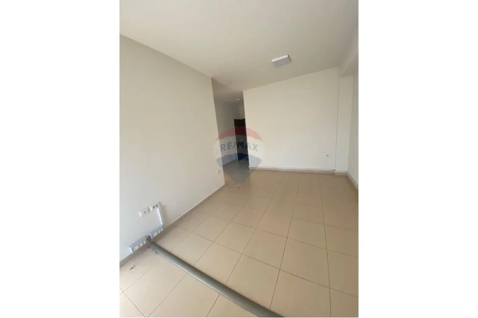 Tirane, jepet me qera apartament , 92 m² 1.060 € 