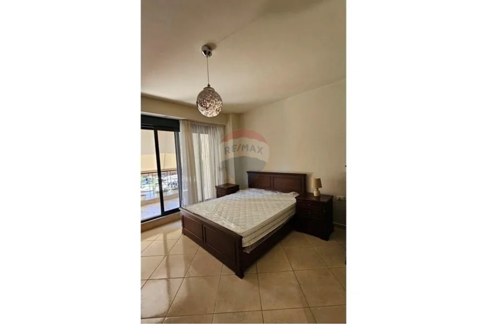 Tirane, jepet me qera apartament 2+1+Aneks+Ballkon Kati 2, 103 m² 800 € (Kompleksi Delijorgji)