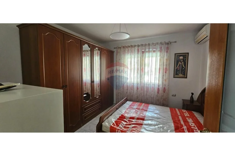 Tirane, jepet me qera apartament 1+1 , 600 € (21 DHJETORI)