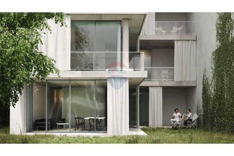 Tirane, shitet apartament , 161 m² 321.900 € 