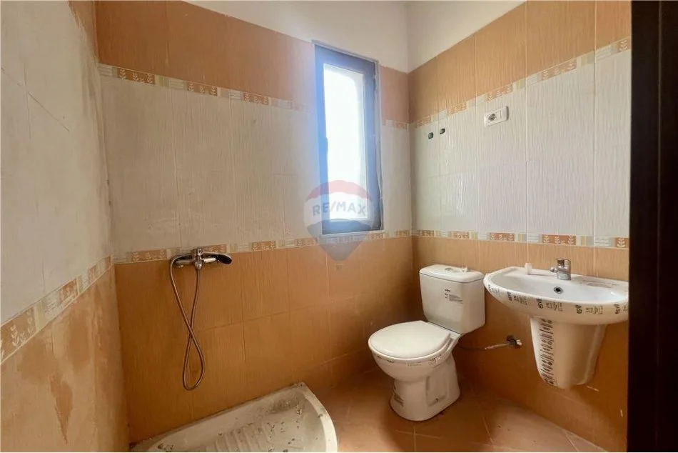 Vlore, shitet apartament+verande | Penthouse 3+1+Aneks+Ballkon Kati 9, 247 m² 209.950 € (Vlorë Albano &amp; Romina, Vlorë)