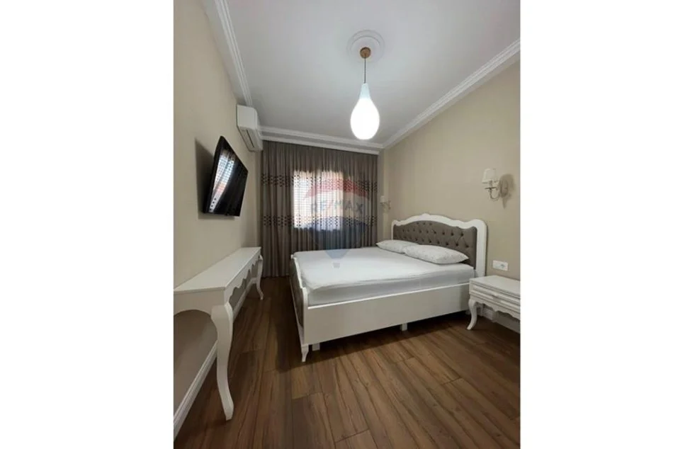 Tirane, jepet me qera apartament 1+1 Kati 5, 70 m² 600 € (Rruga Mihal Grameno ID: 1002-12)