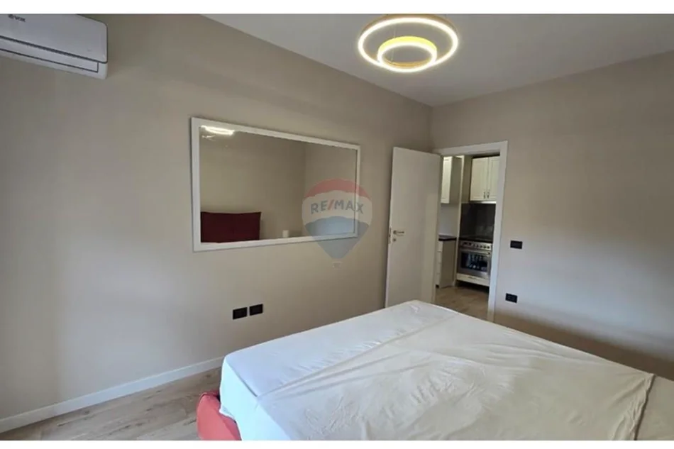 Tirane, jepet me qera apartament , 100 m² 1.501 € 