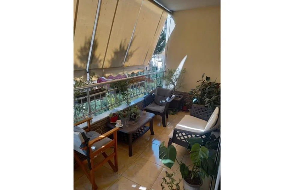 Tirane, shitet apartament , 151 m² 301.500 € 