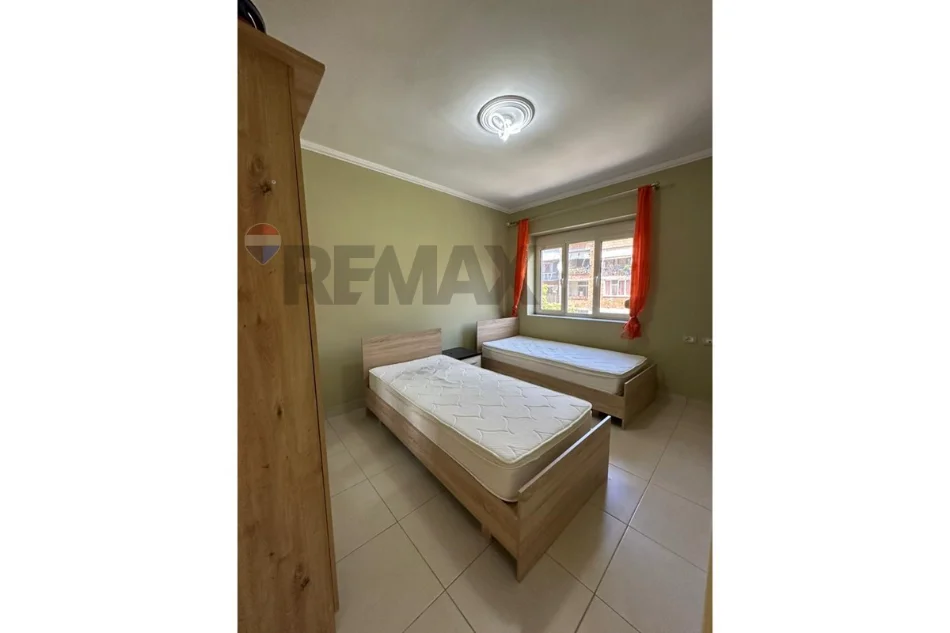 Tirane, jepet me qera apartament , 73 m² 550 € (Blv Barjam Curri)