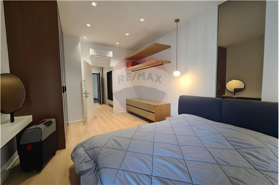 Tirane, jepet me qera 1+1 Kati 5, 65 m² 800 € (21 Dhjetori)