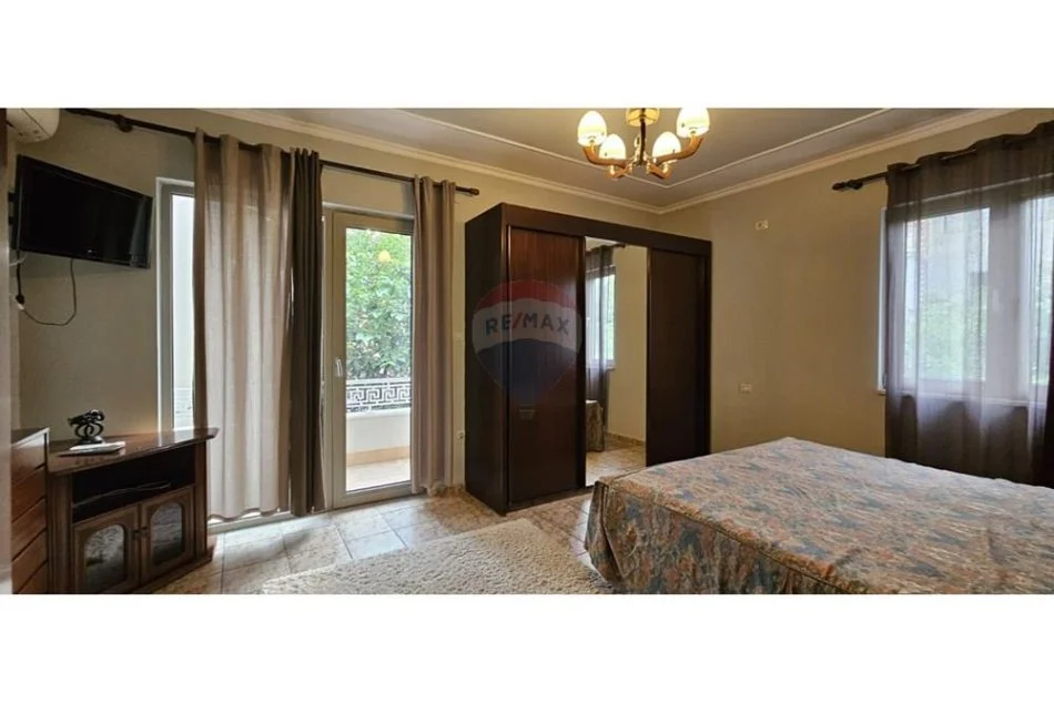 Tirane, jepet me qera apartament 3+1 , 125 m² 800 € (Rruga Mihal Grameno, Rruga e Elbasanit, Tiranë)