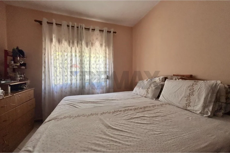 Vlore, jepet me qera apartament 2+1 Kati 2, 120 m² 600 € (Blv.Isamil Qemali, Vlore)
