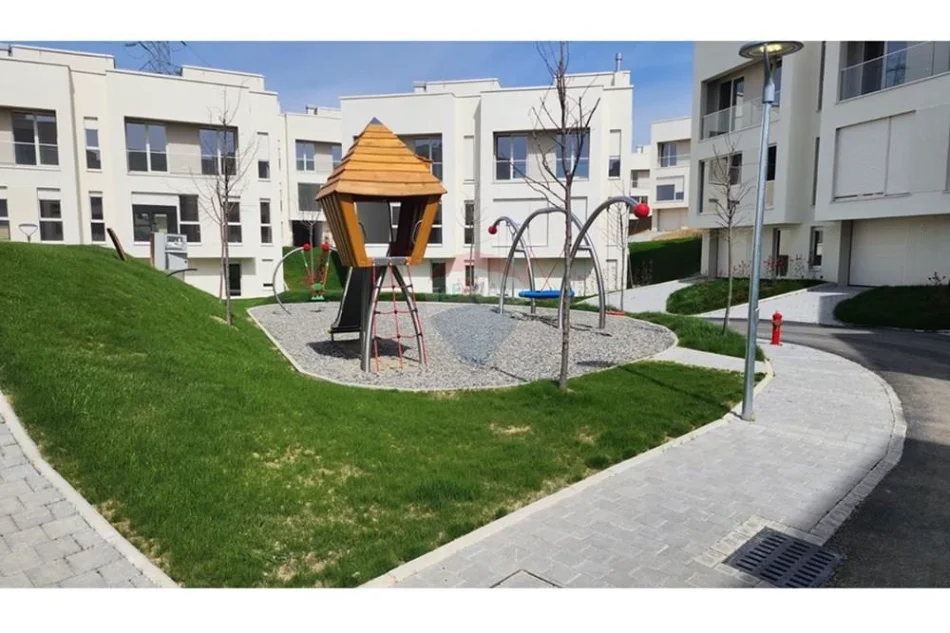 Tirane, shitet Vile , 202 m² 385.000 € (Sanatorium)