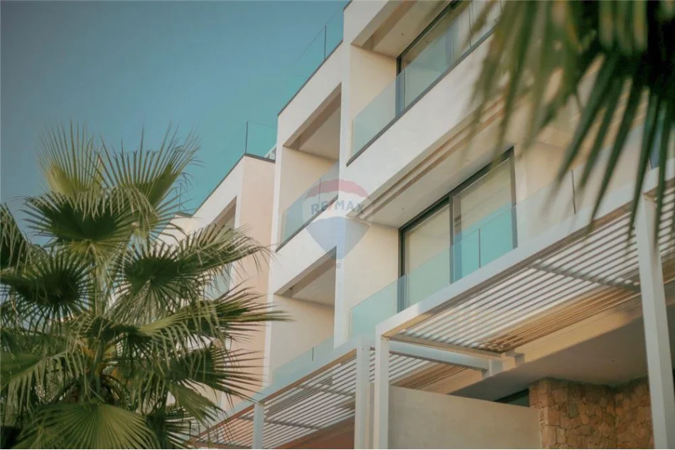 Vlore, shitet apartament 1+1 Kati 3, 76 m² 266.700 € (Rruga Dhimitër Konomi, Vlore)