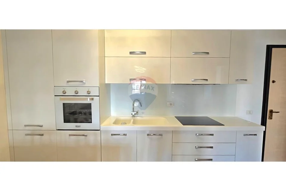 Vlore, shitet apartament 1+1 Kati 3, 72 m² 122.000 € (Rruga,Gjergj Kastrioti, Vlore)