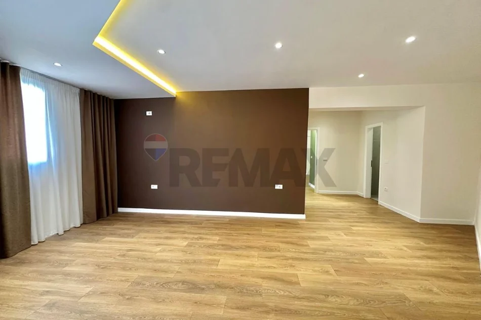 SHITET APARTAMENT 2+1 | KOMUNA E PARISIT