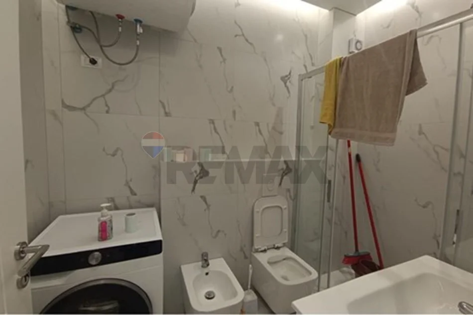 Tirane, jepet me qera apartament , 101 m² 850 € 