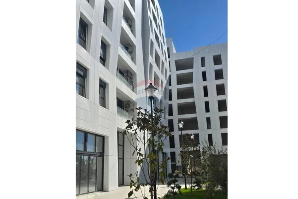 Tirane, shitet apartament 2+1 Kati 2, 102 m² 168.250 € (Rruga Xhanfize Keko (ID: 530571001-178)