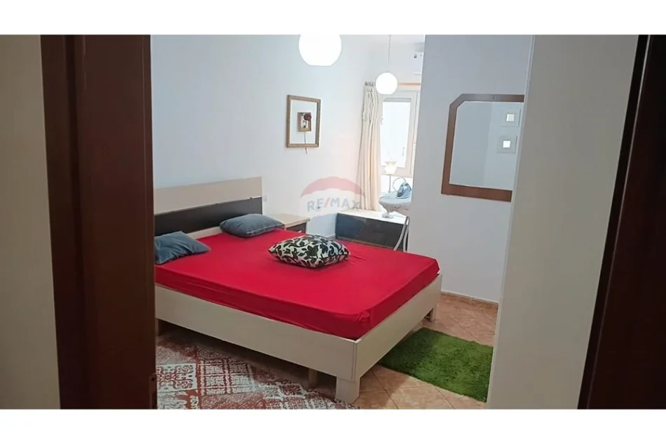 Tirane, shes 2+1+Ballkon , 115 m² (ZOGU I ZI)