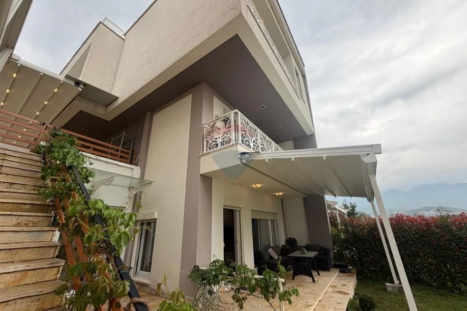 Tirane, jepet me qera Vile 4 Katshe , 3.000 € (Farke)