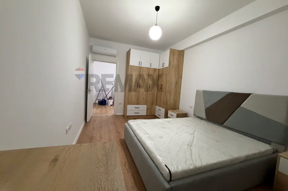 Shqiperi, jepet me qera apartament 1+1 , 4.700 € (Tirane)