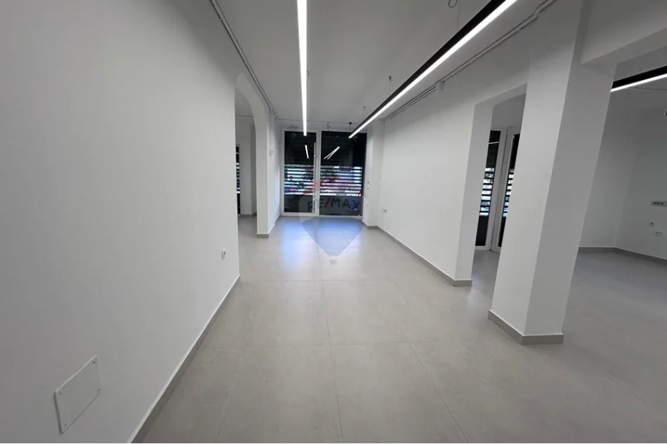 Tirane, jepet me qera , 106 m² 850 € 