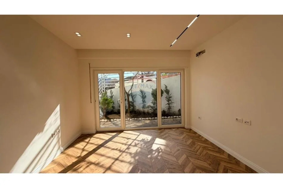 Tirane, shitet apartament 1+1 Kati 1, 68 m² 127.000 € (Kodra e Diellit 1)