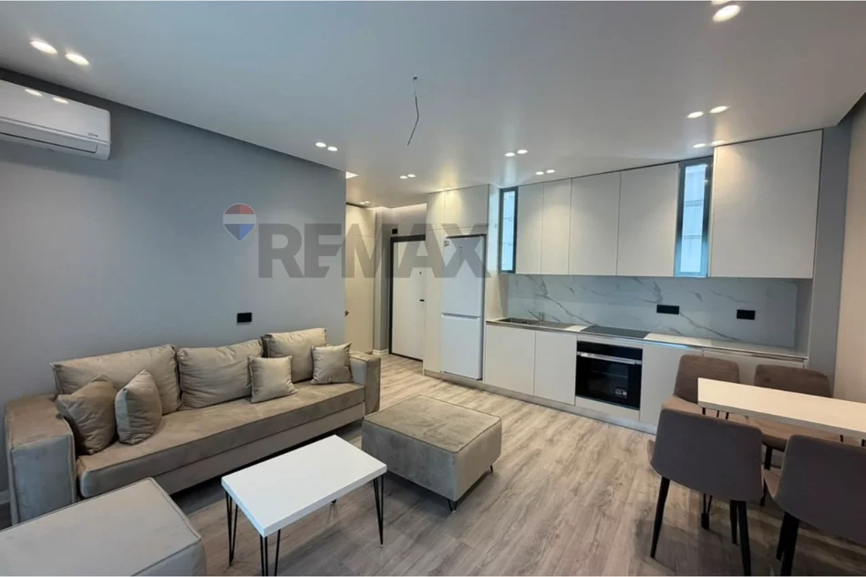 Tirane, jepet me qera apartament 1+1+Ballkon Kati 1, 70 m² 60.000 € (Bulevardi i Ri)