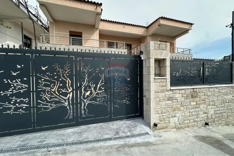 Tirane, jepet me qera apartament , 105 m² 620 € 