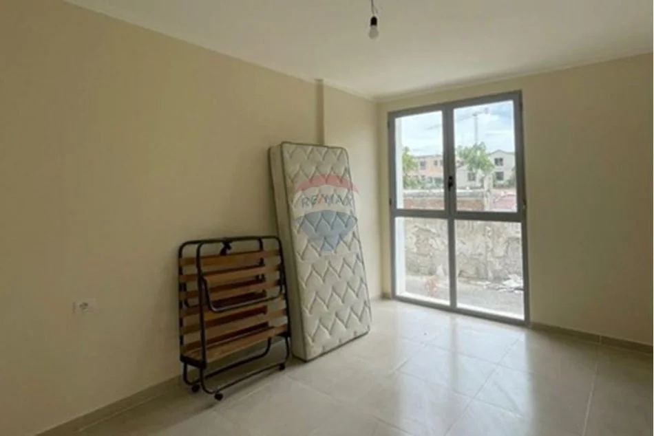 Tirane, jepet me qera apartament 2+1 Kati 1, 88 m² 430 € (ID: 530581007-58)