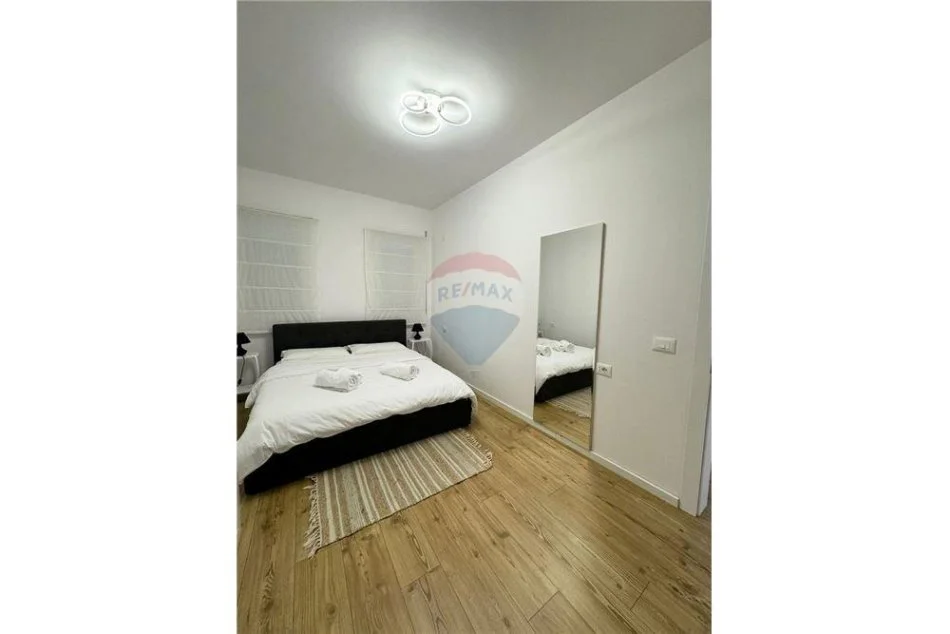 Tirane, jepet me qera apartament 1+1+Ballkon Kati 5, 56 m² 600 € (Rruga Saraceve)