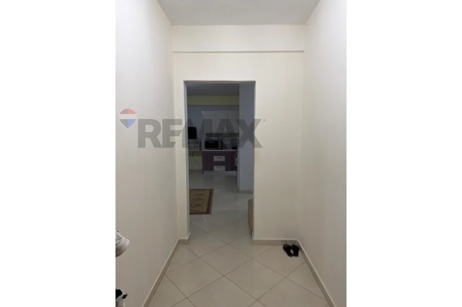 Vlore, shitet apartament 1+1 Kati 9, 75 m² 112.500 € (Rruga Gjergj Araniti, Vlore)