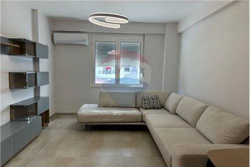 Tirane, jepet me qera apartament 1+1 , 65 m² 450 € (Kompleksi Star - 21 Dhjetori, Shqipëri)