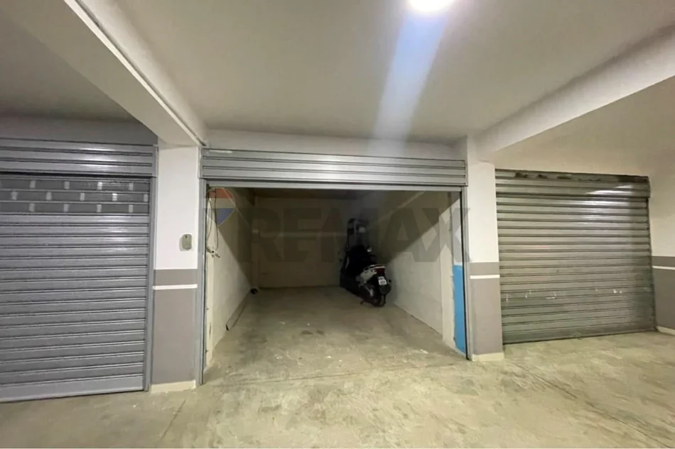 Vlore, jepet me qera apartament 2+1 Kati 9, 95 m² 750 € (Blv. Ismail Qemali,pran Parkut Aulona Vlore)