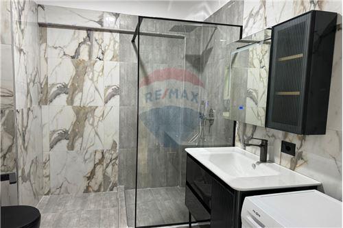 Tirane, jepet me qera apartament 2+1 Kati 2, 128 m² 1,200 € (Diga e Liqenit - Farke - Lunder, Shqipëri)