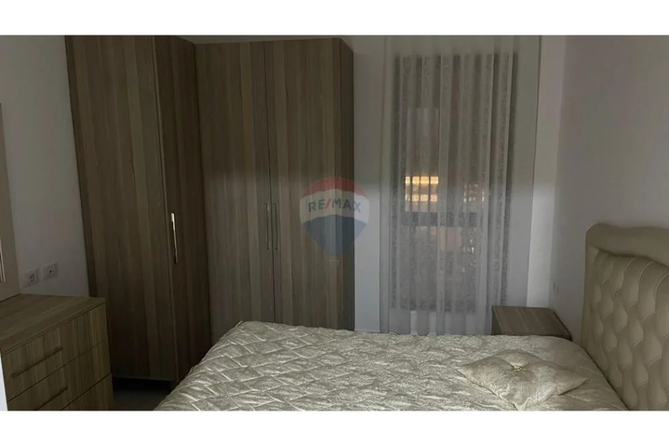 Tirane, jepet me qera apartament 2+1 , 112 m² 50.000 € (Dritan Hoxha)