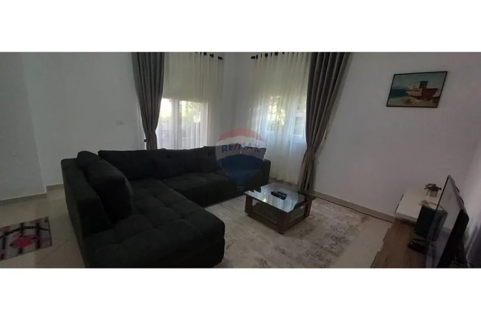 Tirane, jepet me qera apartament 2+1 Kati 2, 110 m² 450 € (linze,Tirane)