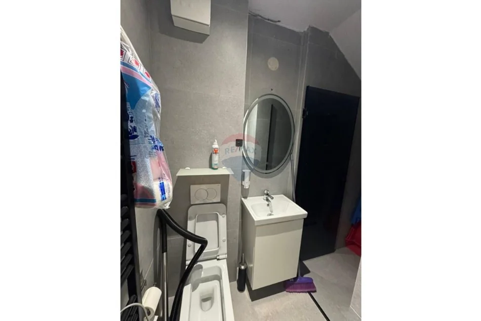 Tirane, jepet me qera apartament 1+1 , 36 m² 400 € 