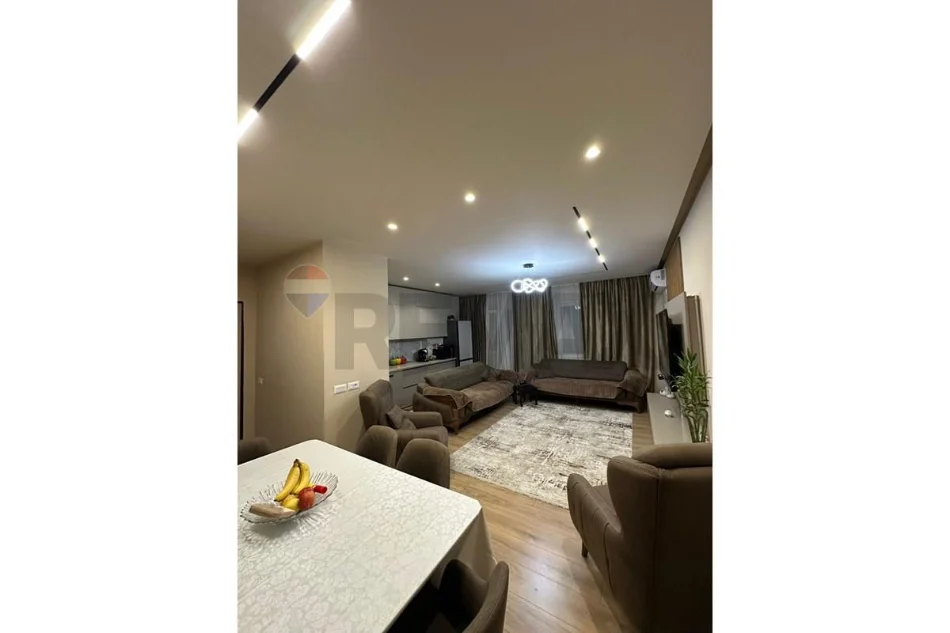 Tirane, shitet apartament , 114 m² 210.000 € 